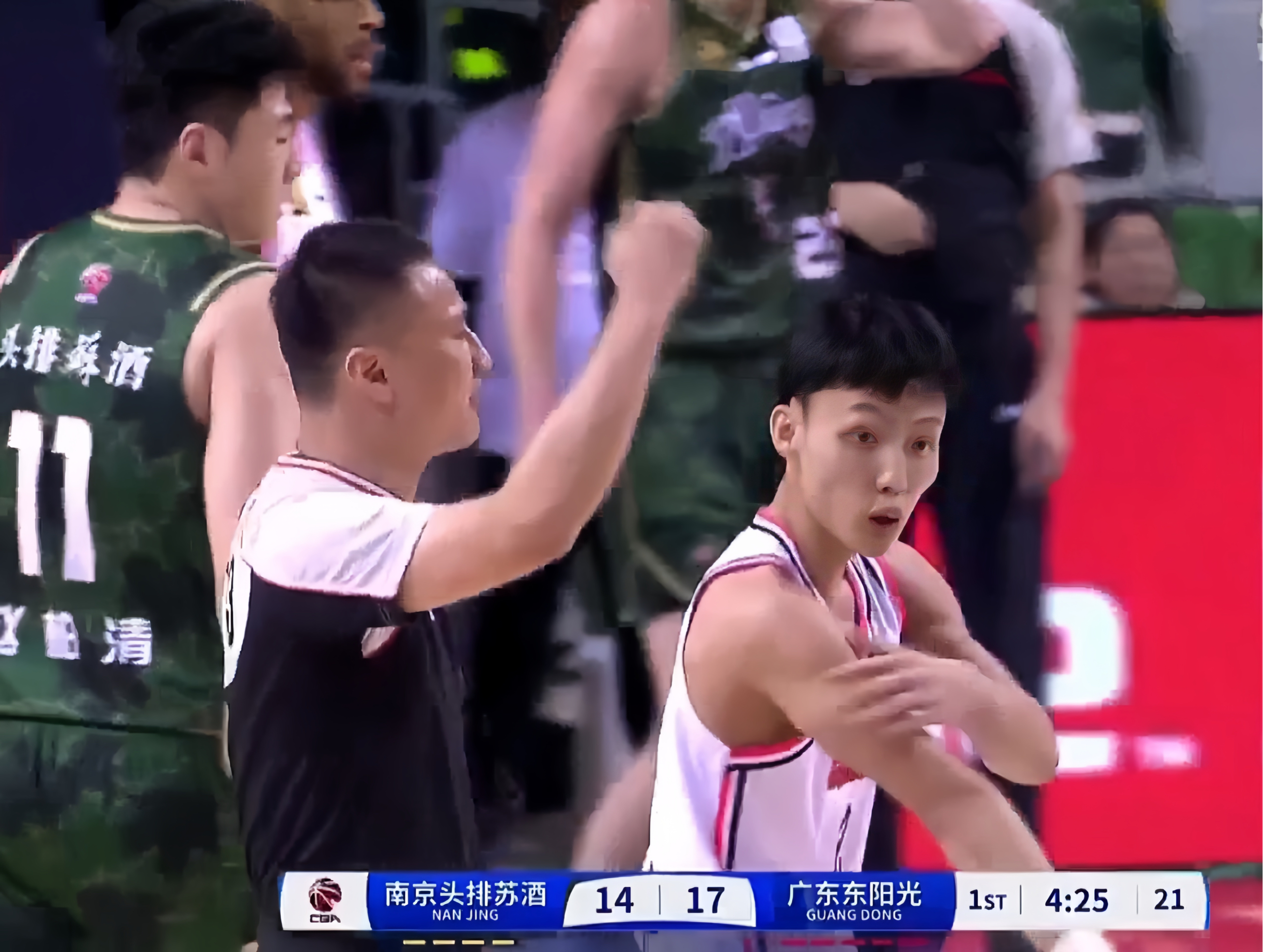 广东宏远豪取七连胜，确保积分榜第一名的简单介绍