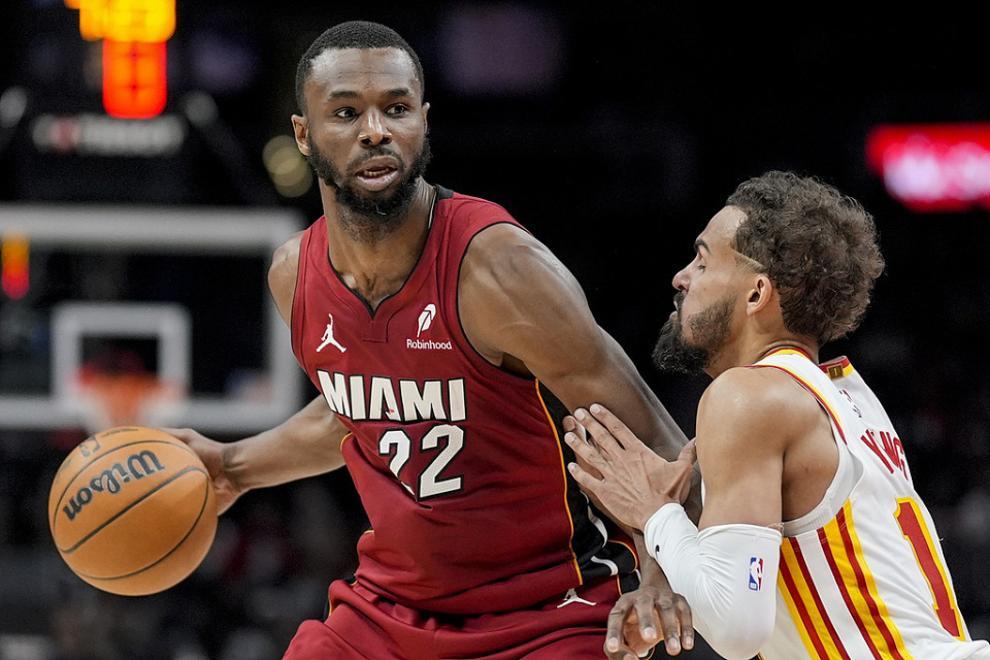 热火客场惨败，不敌老鹰遭遇两连败的简单介绍